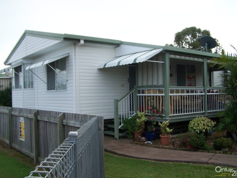 82 Cherry Street, Eli Waters QLD 4655
