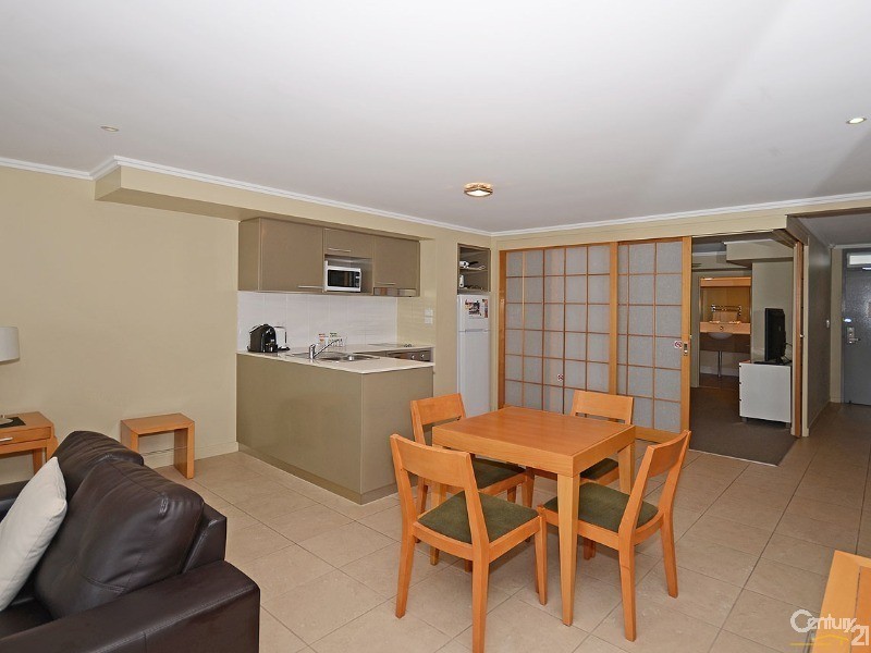 124/569 Esplanade, Urangan QLD 4655