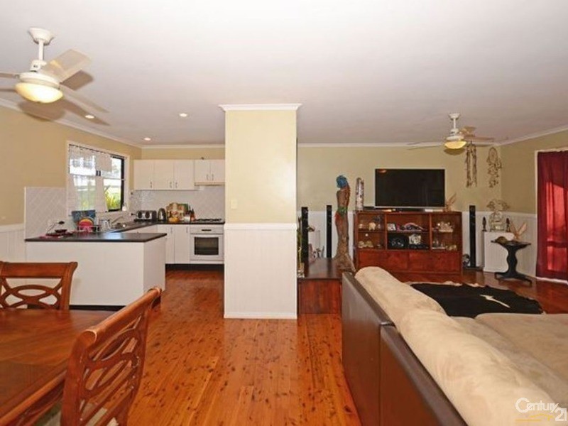 28 Honeyeater Drive, Walligan QLD 4655