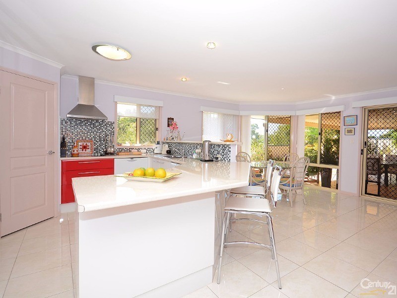 29 Lucas Drive, Burrum Heads QLD 4659