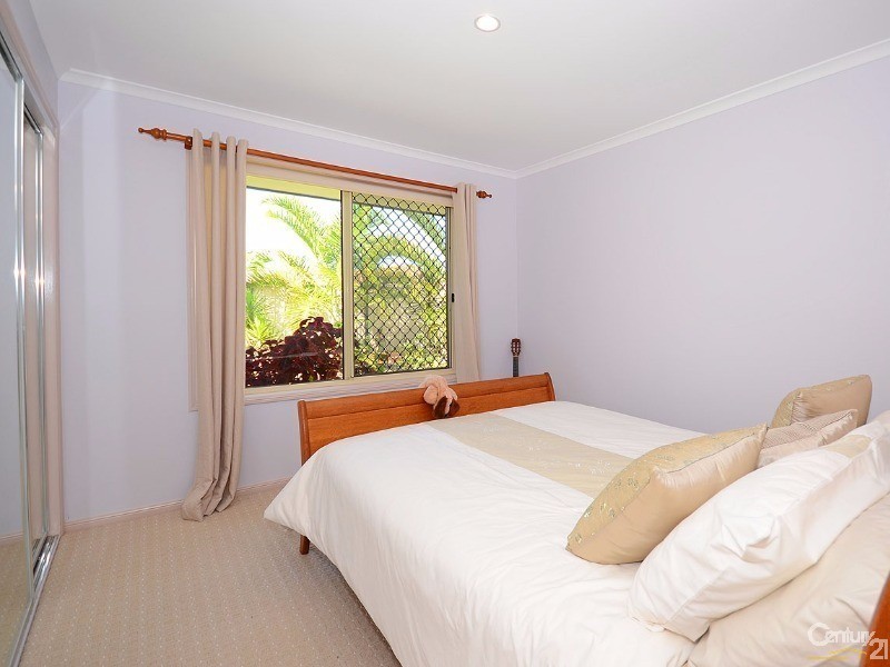 29 Lucas Drive, Burrum Heads QLD 4659