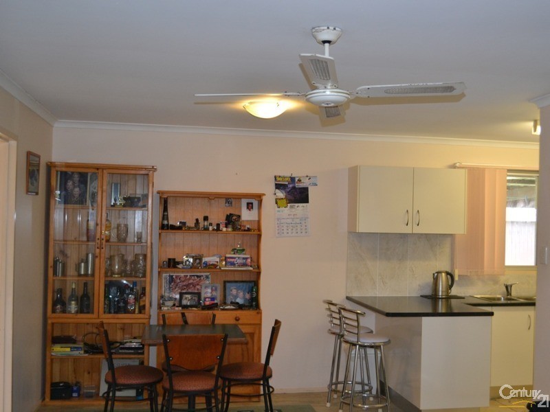 27 Kululu Crescent, Scarness QLD 4655
