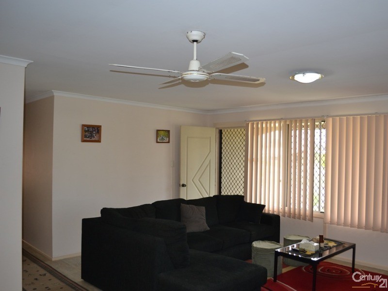 27 Kululu Crescent, Scarness QLD 4655