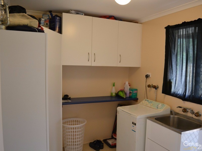 27 Kululu Crescent, Scarness QLD 4655