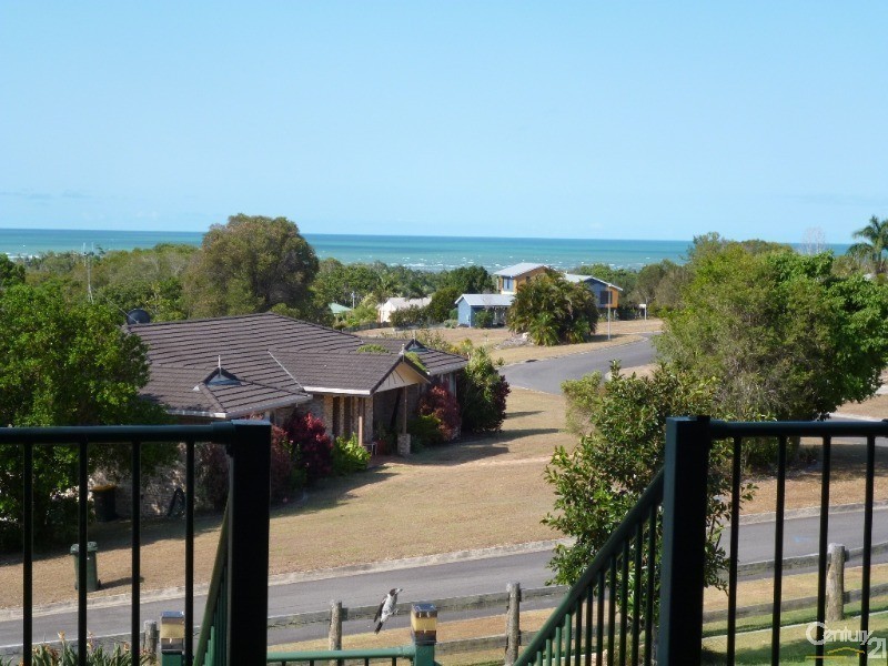 2-6 Rockyglen, Craignish QLD 4655