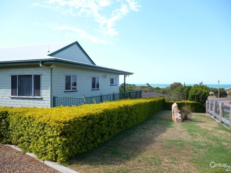 2-6 Rockyglen, Craignish QLD 4655