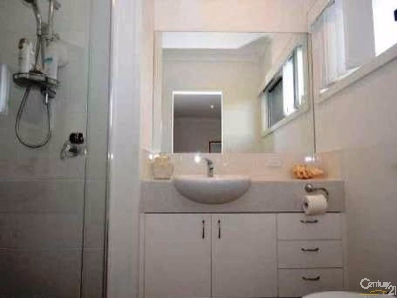 5/201 Torquay Terrace, Torquay QLD 4655