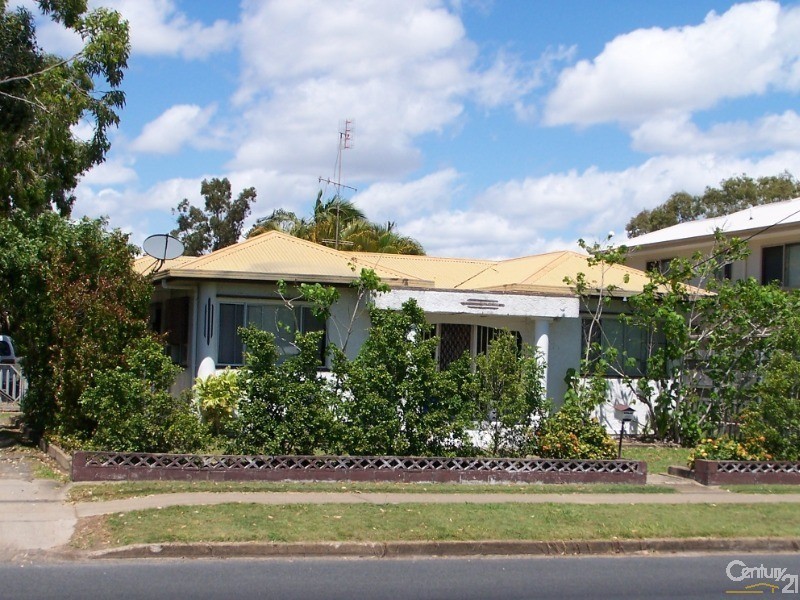 109 Torquay Road, Scarness QLD 4655