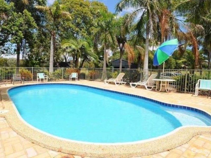 Villa 24 / 1 Shell Street, Urangan QLD 4655