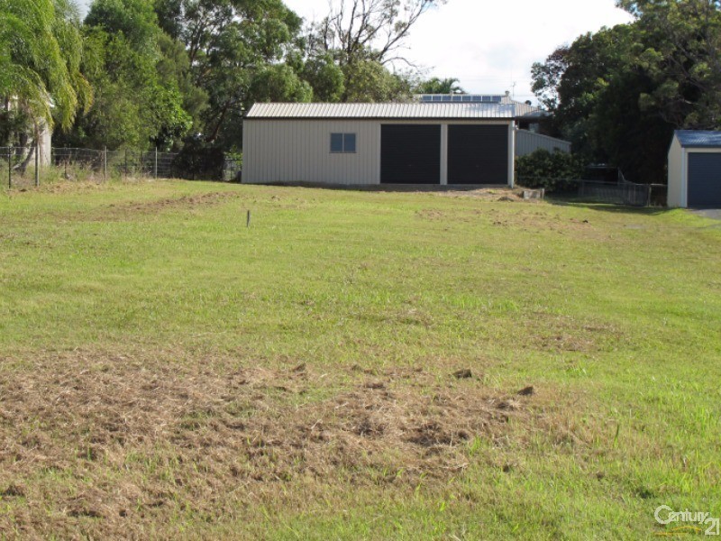 15 Beacon Road, Booral QLD 4655