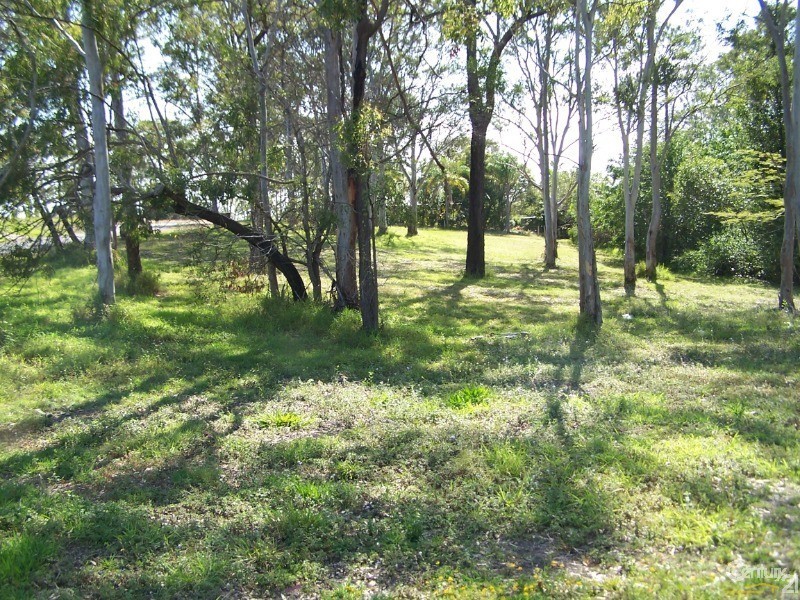 20 Ferris Avenue, River Heads QLD 4655