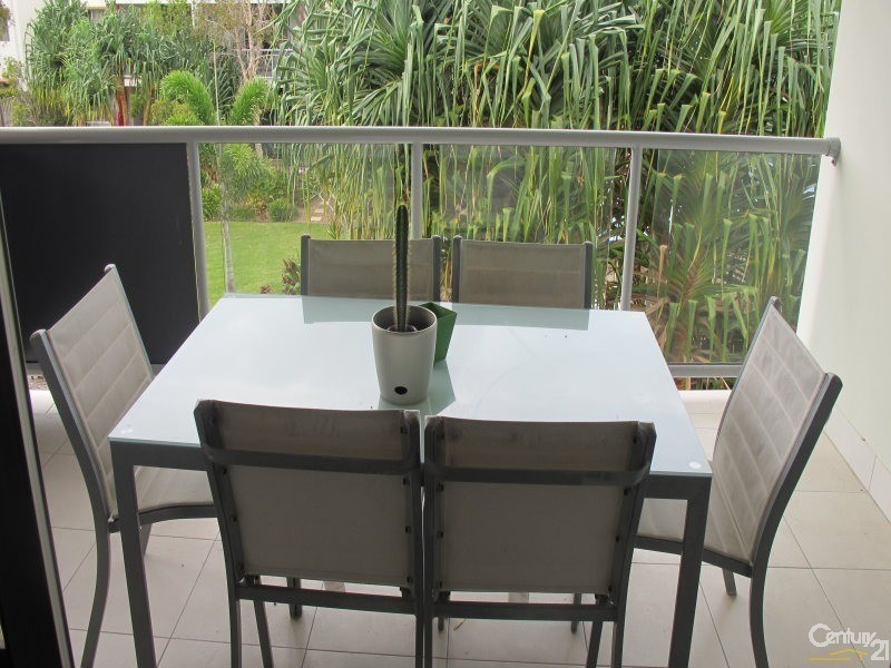 U 49 / 68 Pulgul St, Urangan QLD 4655