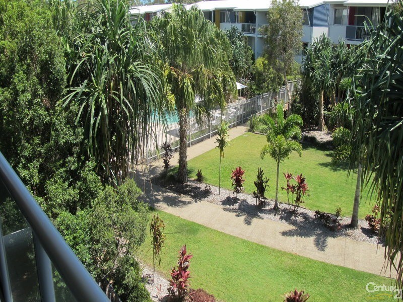 U 49 / 68 Pulgul St, Urangan QLD 4655