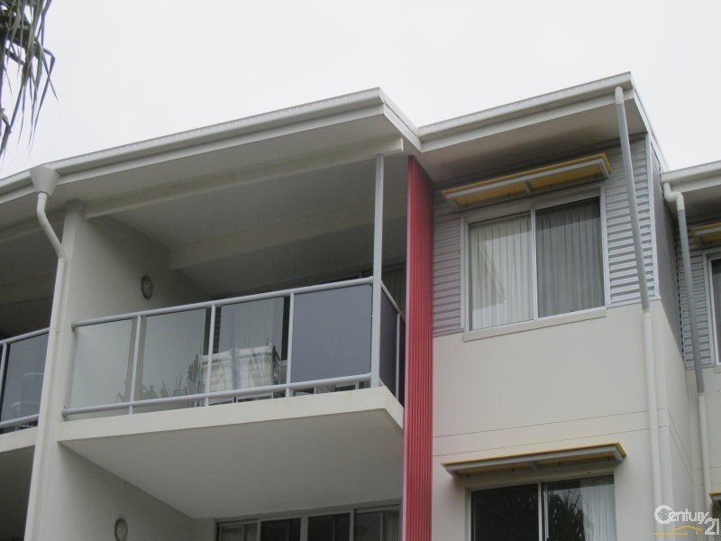 U 49 / 68 Pulgul St, Urangan QLD 4655