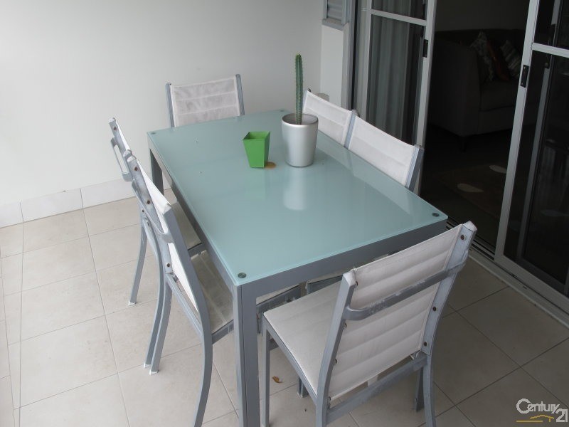 U 49 / 68 Pulgul St, Urangan QLD 4655