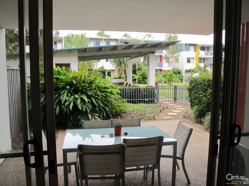 12/68 Pulgul Street, Urangan QLD 4655