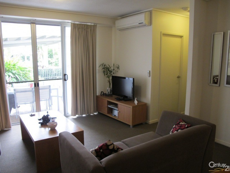 12/68 Pulgul Street, Urangan QLD 4655