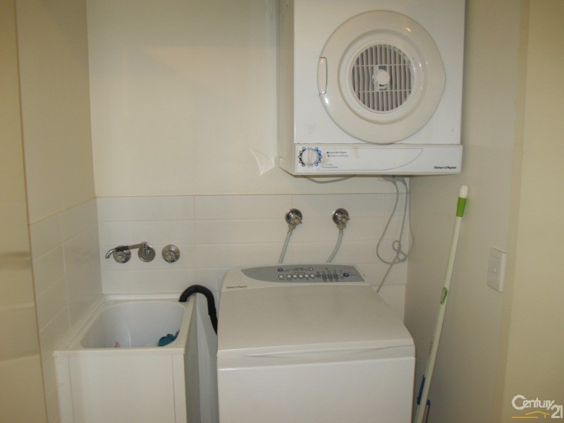 12/68 Pulgul Street, Urangan QLD 4655