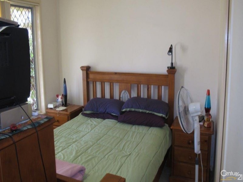 4 GUMTREE DVE, Urraween QLD 4655