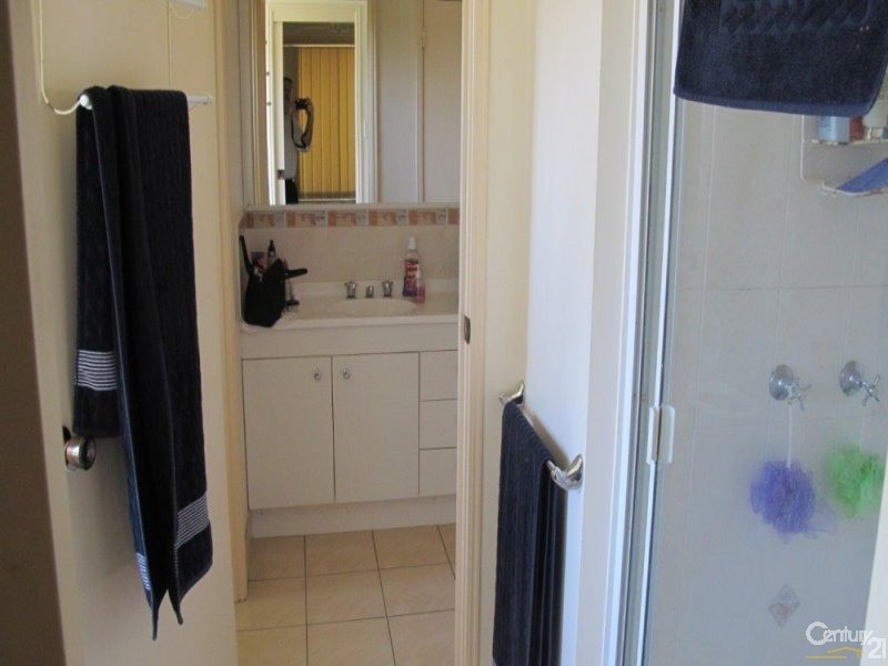 4 GUMTREE DVE, Urraween QLD 4655
