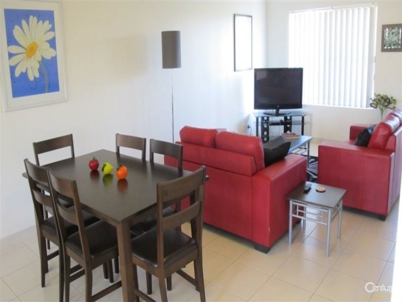 Unit 13 / 230 Pulgul St, Urangan QLD 4655