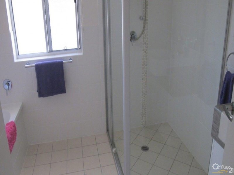 Unit 13 / 230 Pulgul St, Urangan QLD 4655