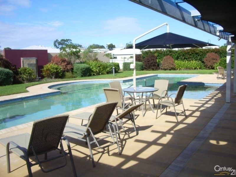 Unit 13 / 230 Pulgul St, Urangan QLD 4655