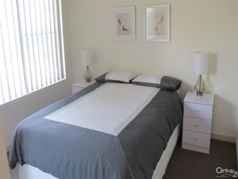 Unit 13 / 230 Pulgul St, Urangan QLD 4655