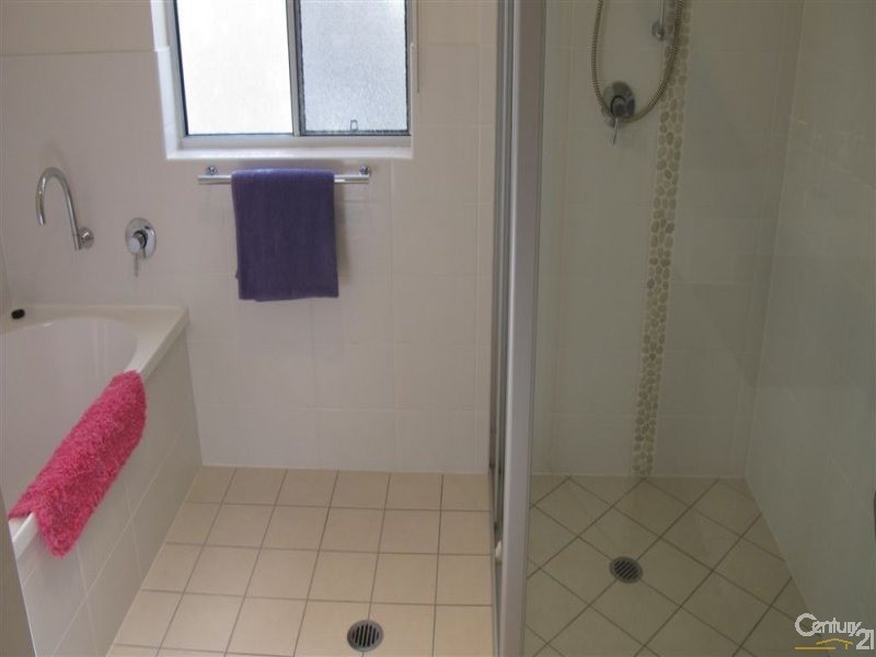 Unit 13 / 230 Pulgul St, Urangan QLD 4655