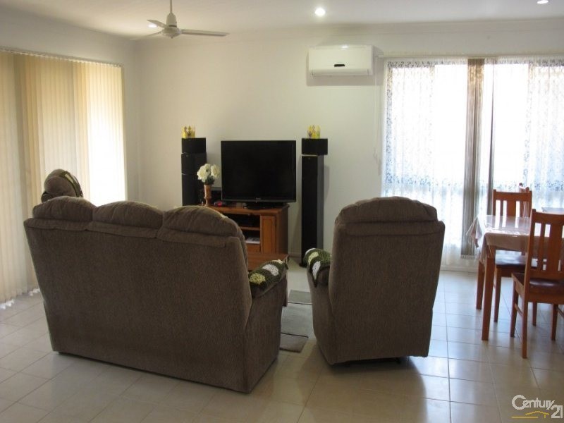 5 Burke Court, Urraween QLD 4655