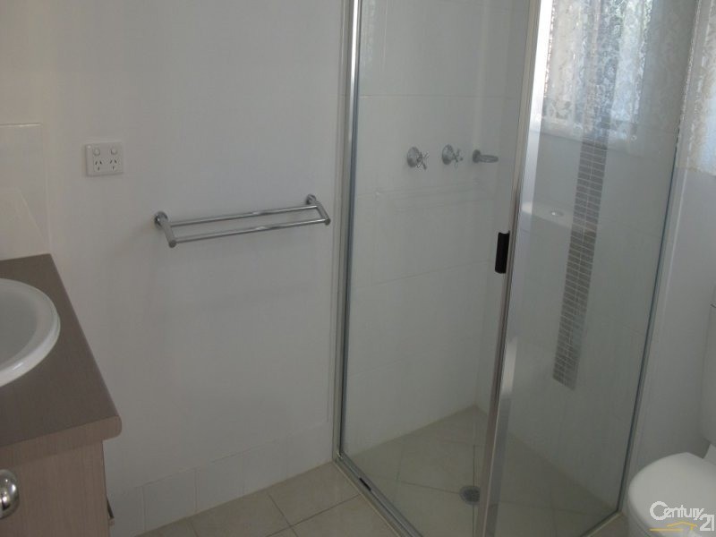 5 Burke Court, Urraween QLD 4655