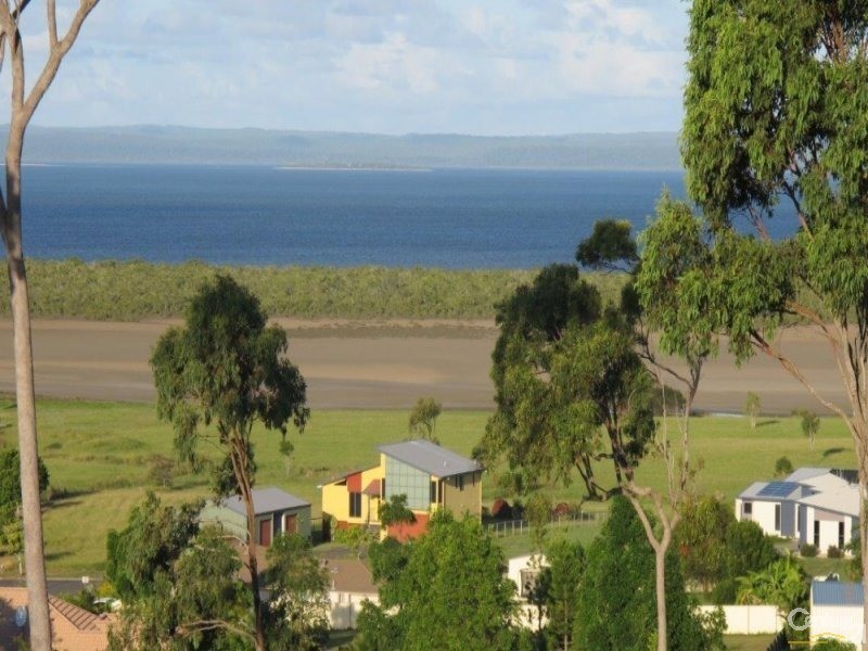 39 LONGVIEW DVE, River Heads QLD 4655