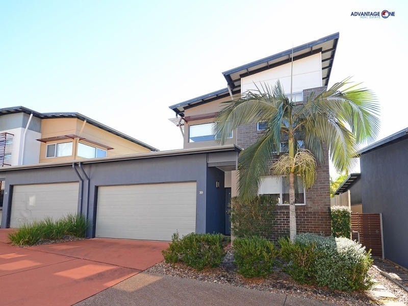30/136 Pulgul Street, Urangan QLD 4655