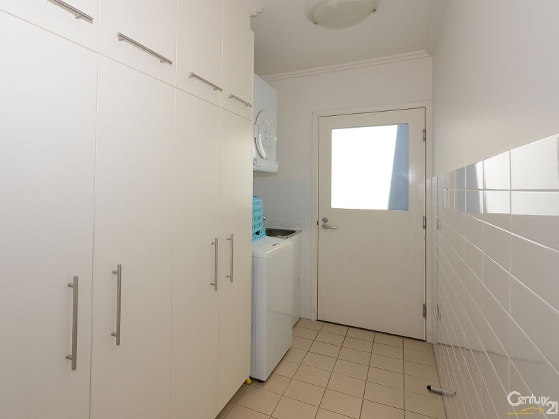 30/136 Pulgul Street, Urangan QLD 4655