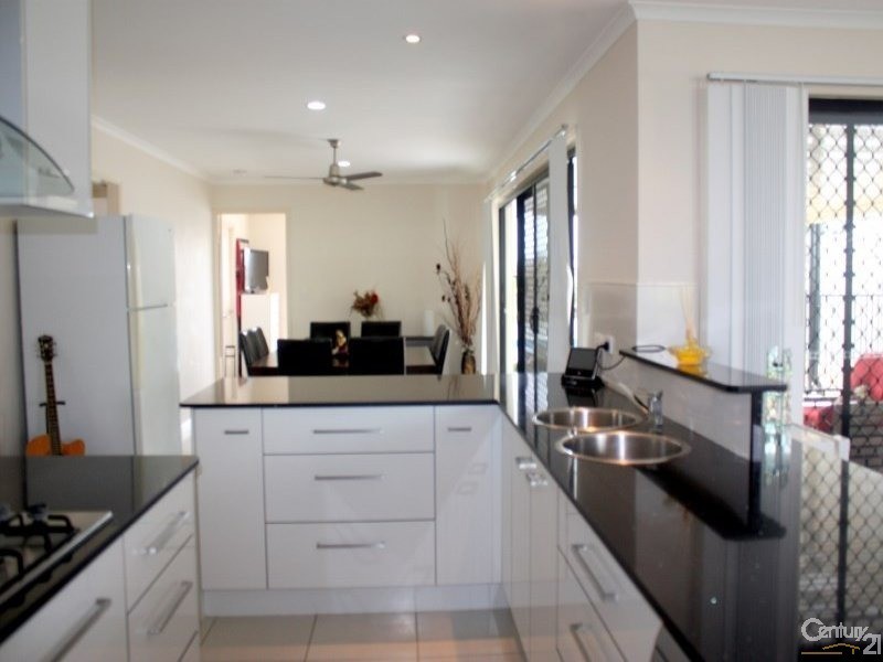 67 ENDEAVOUR WAY, Eli Waters QLD 4655