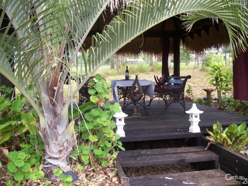 6 Mac Stocks Drive, Dundowran Beach QLD 4655