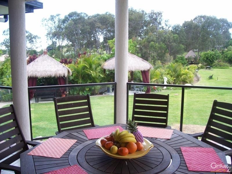 6 Mac Stocks Drive, Dundowran Beach QLD 4655