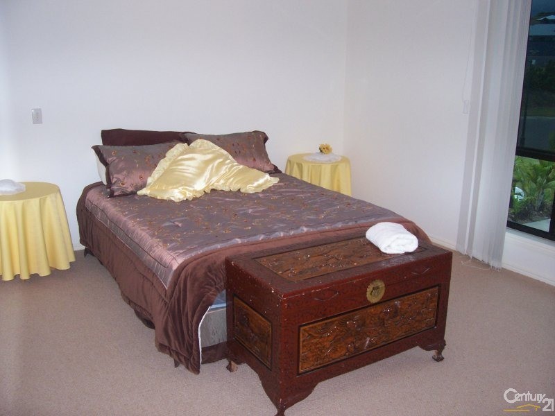 6 Mac Stocks Drive, Dundowran Beach QLD 4655