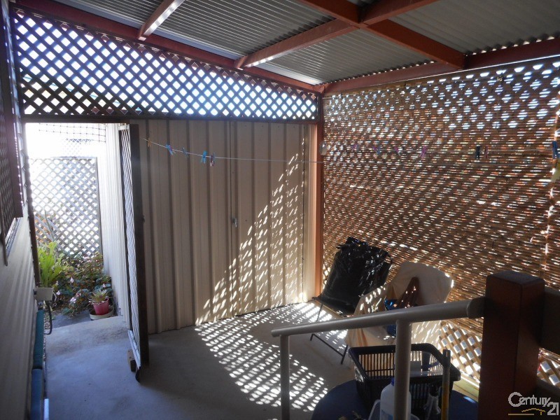 91 Cherry Street, Eli Waters QLD 4655