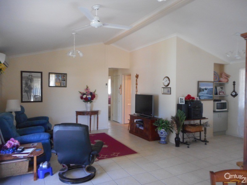 91 Cherry Street, Eli Waters QLD 4655