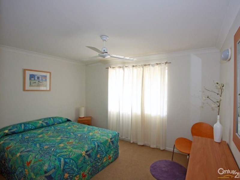 U15/13-15 Ann Street, Torquay QLD 4655