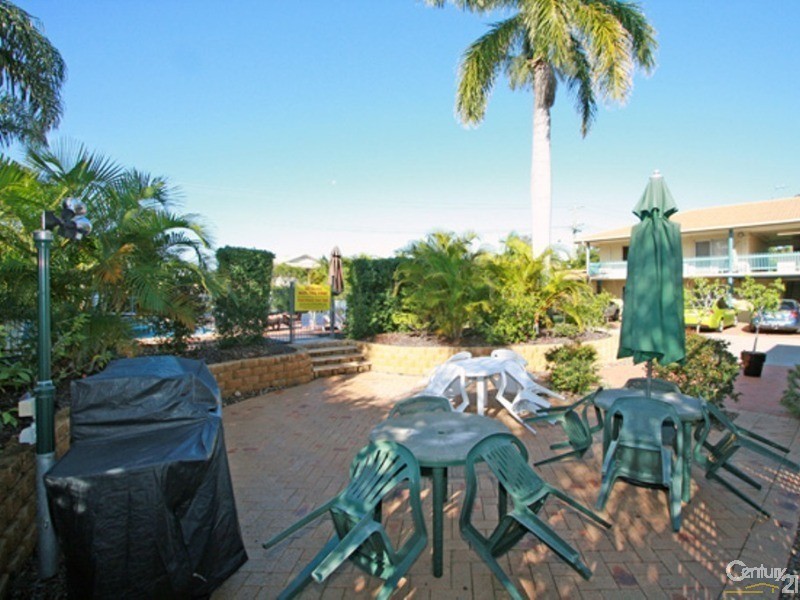 U15/13-15 Ann Street, Torquay QLD 4655