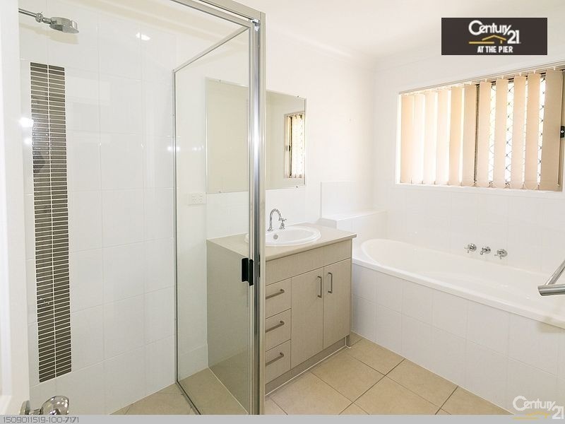 9 Bramble Court, Urraween QLD 4655