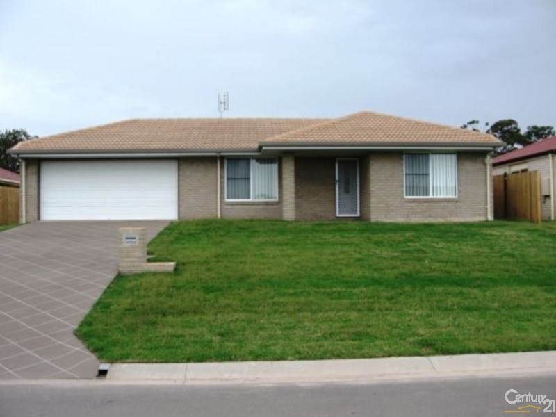 51 Moonstone Drive, Urangan QLD 4655