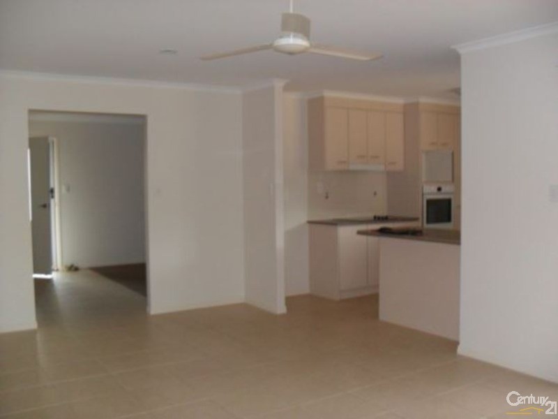 51 Moonstone Drive, Urangan QLD 4655