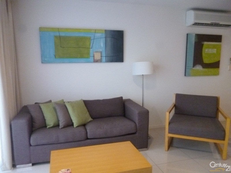 2102/627 Esplanade, Urangan QLD 4655