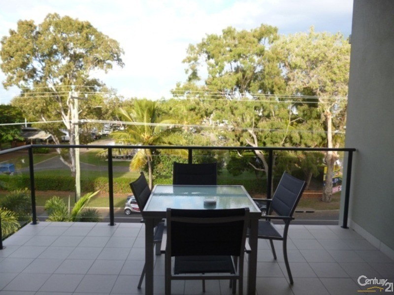 2102/627 Esplanade, Urangan QLD 4655