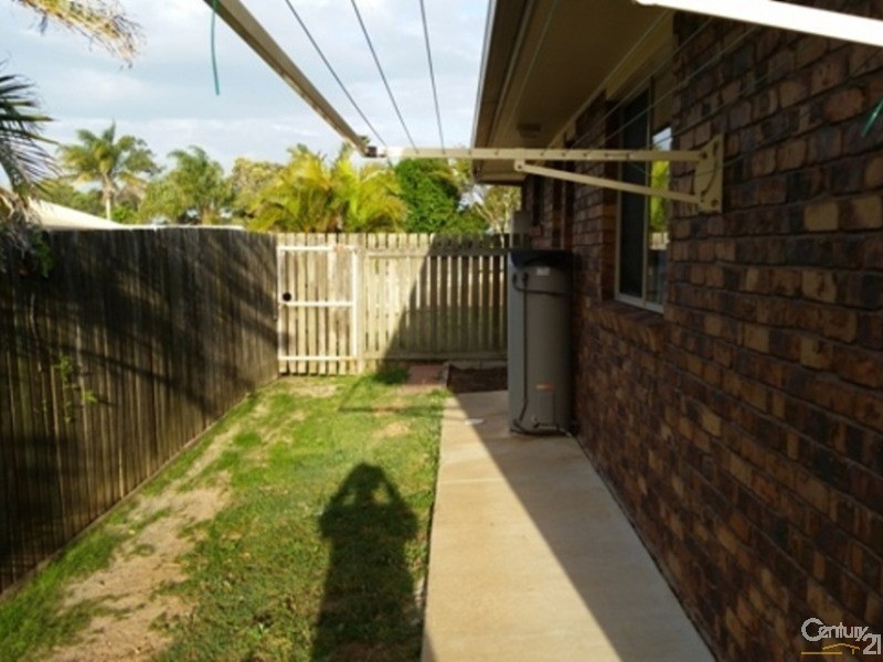 1/5 Ian Street, Kawungan QLD 4655