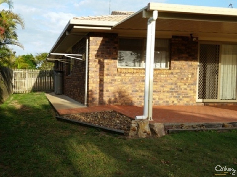 1/5 Ian Street, Kawungan QLD 4655
