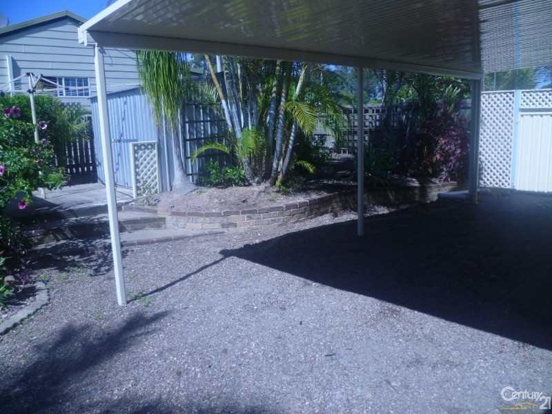 16 Preston Street, Point Vernon QLD 4655